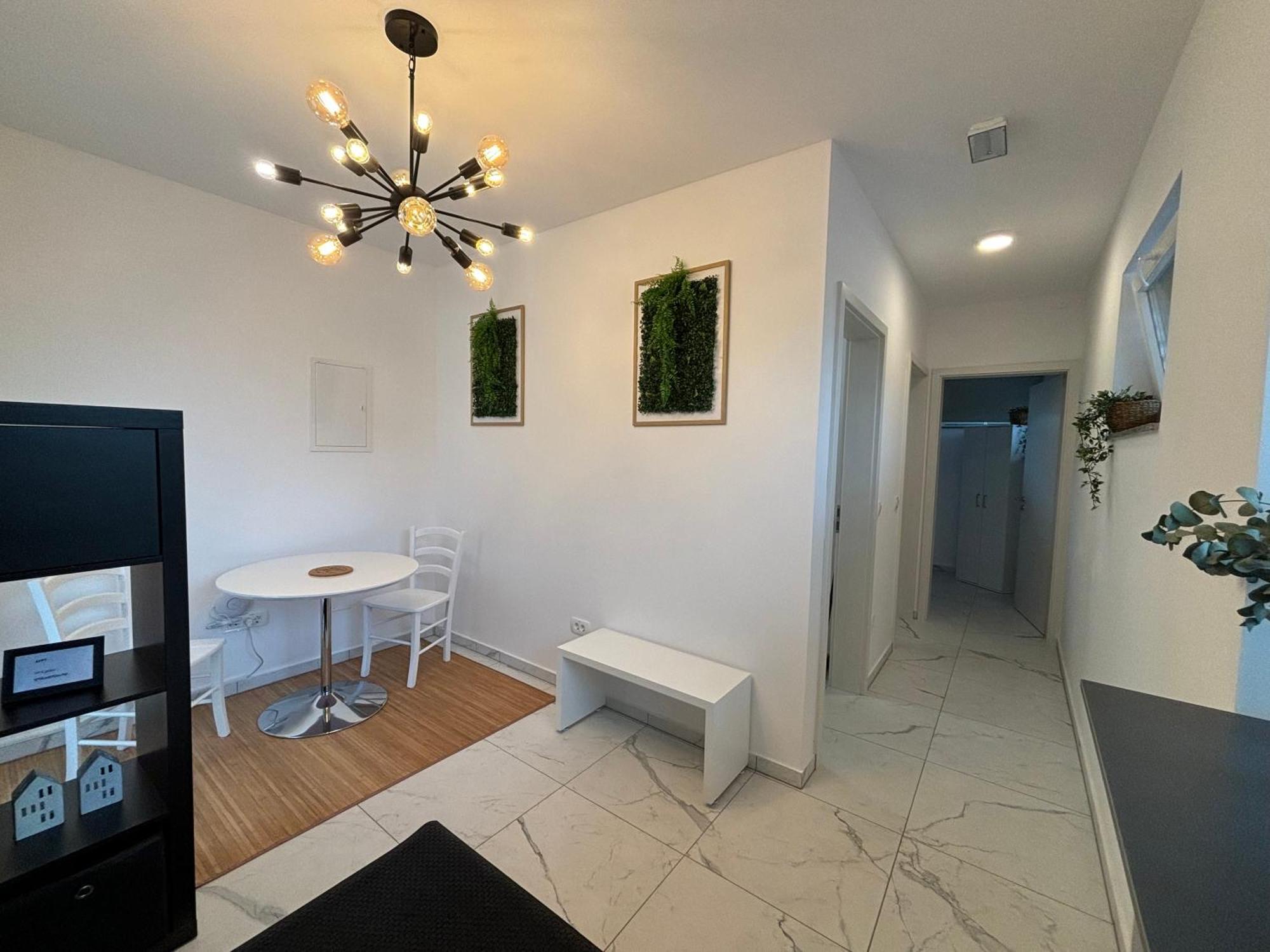 Apartmaji Cepon リュブリャナ 部屋 写真