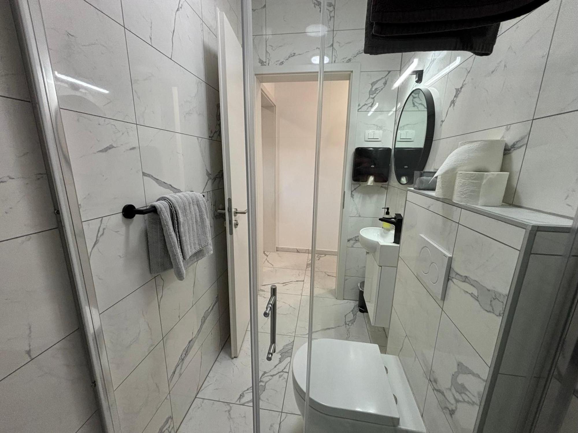 Apartmaji Cepon リュブリャナ 部屋 写真